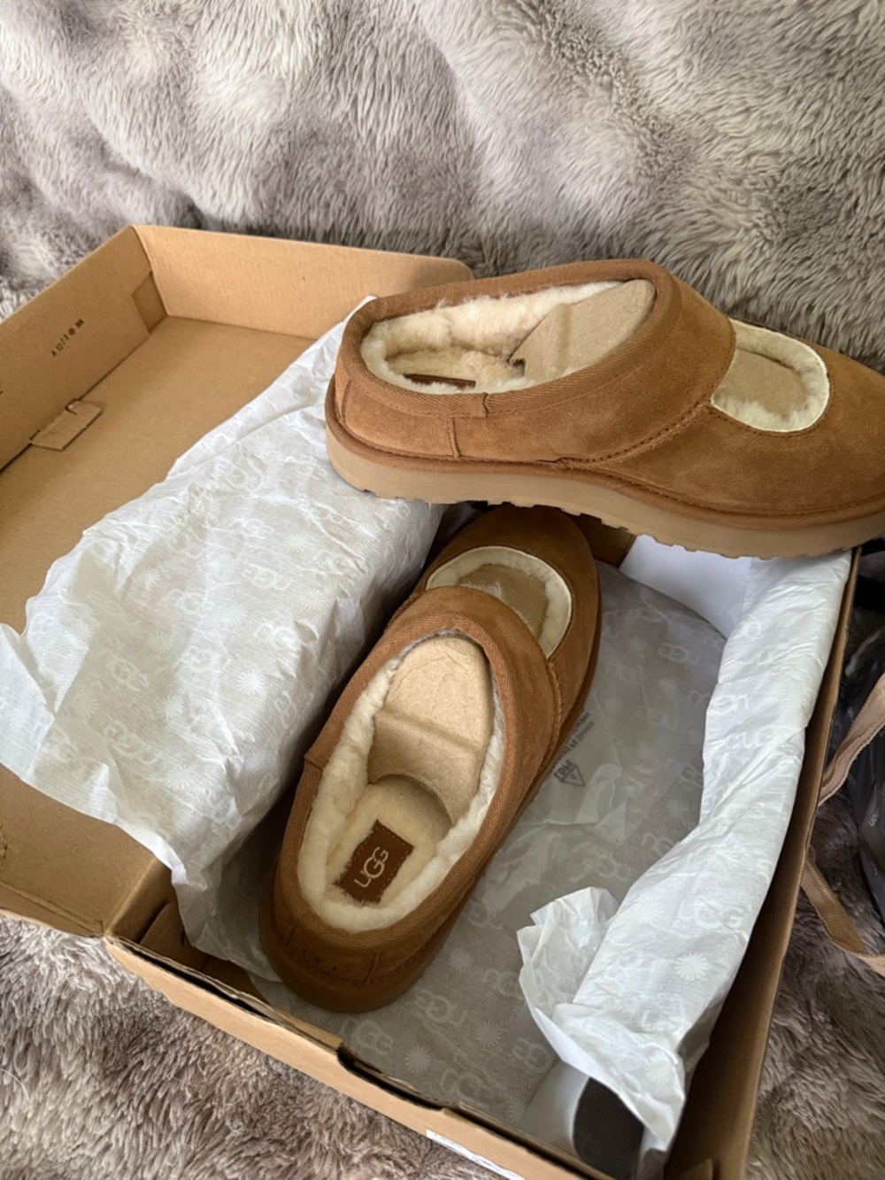 BNWT UGG Chestnut Suede Shearling Mule Slides comes with original box W size 8 - Picture 8 of 10